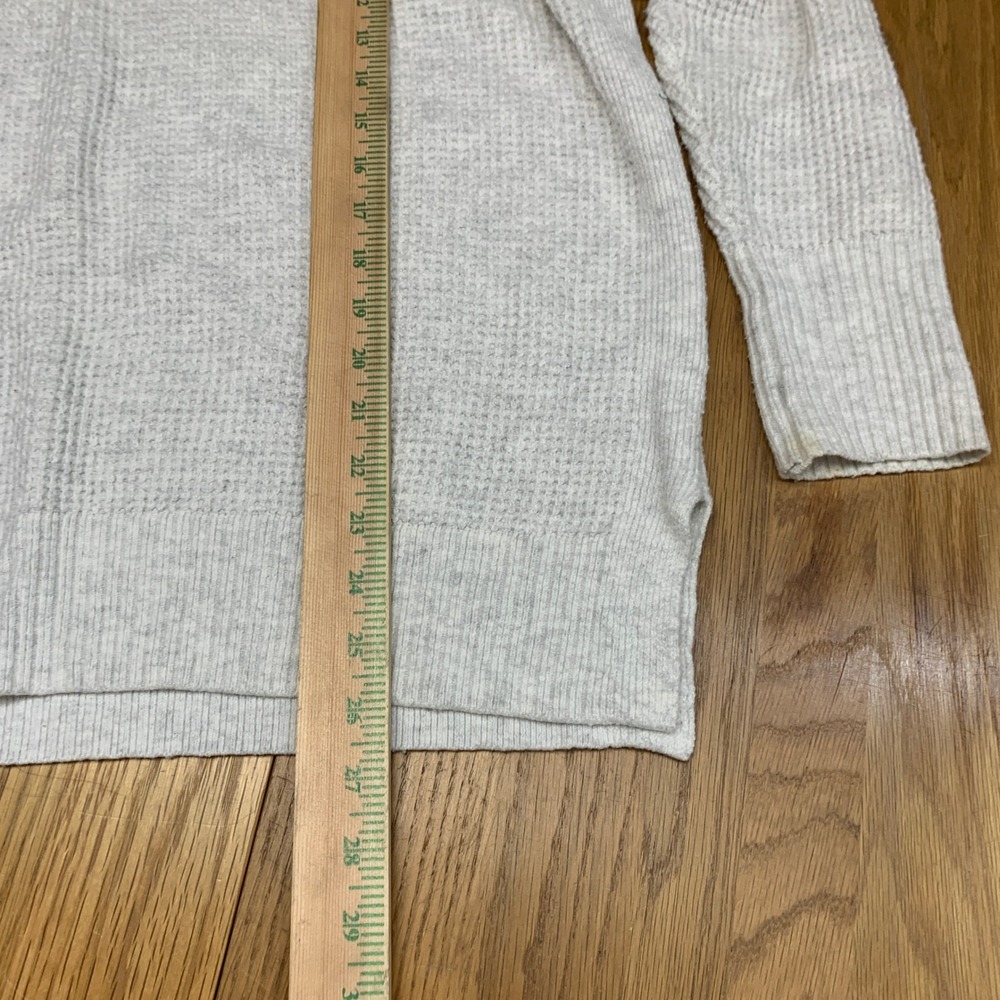 Aerie Women XS Waffle Knit Polo Sweater Grey V-Neck Long Sleeve‎ Oversized Top - Picture 3 of 6